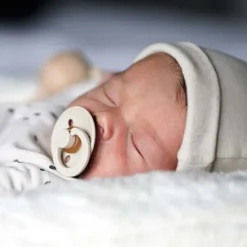 Kraamcadeau Babymutsje