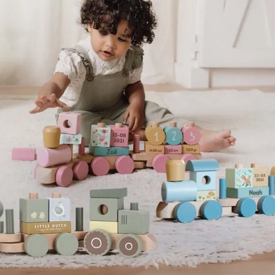 Kraamcadeau Houten trein met naam - Little Dutch