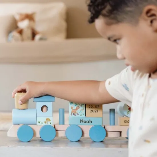 Kraamcadeau Houten trein met naam - Little Dutch