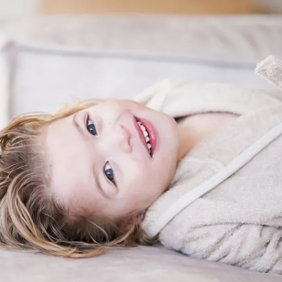 Kraamcadeau Kinderbadjas met naam