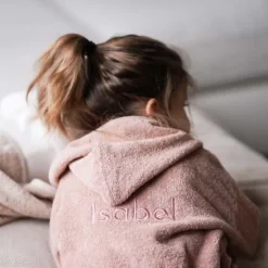 Kraamcadeau Kinderbadjas rits met naam