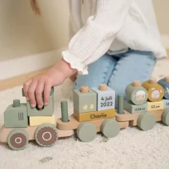 Kraamcadeau Little Dutch houten trein met naam
