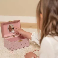 Kraamcadeau Little Dutch Juwelendoosje met muziek