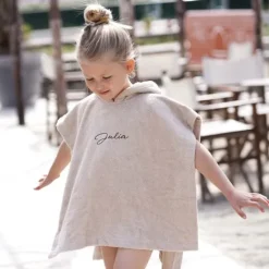Kraamcadeau Poncho baby