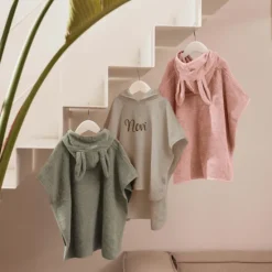 Kraamcadeau Poncho handdoek van het merk Jollein