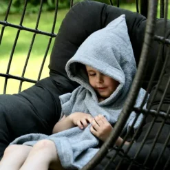 Kraamcadeau Poncho met naam (2 - 6 jaar)