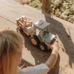 Kraamcadeau Tractor met trailer - Little Dutch